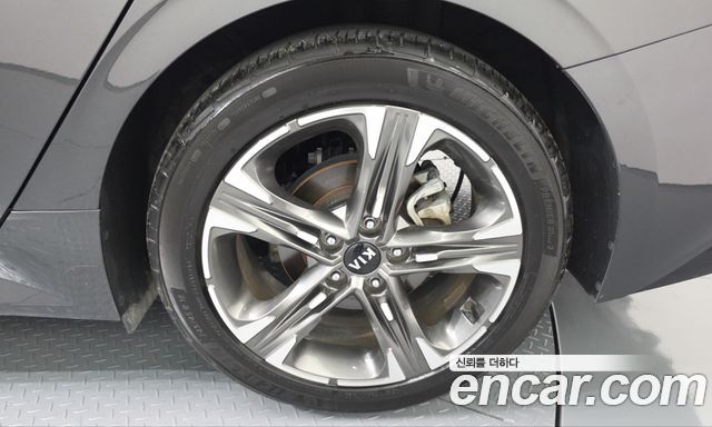 Kia K5 2021 — photo 7
