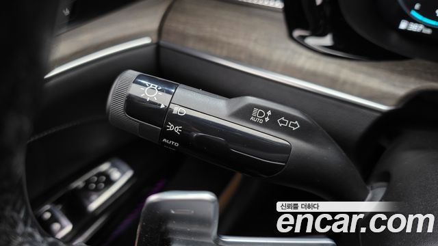 Kia K5 2021 — photo 27