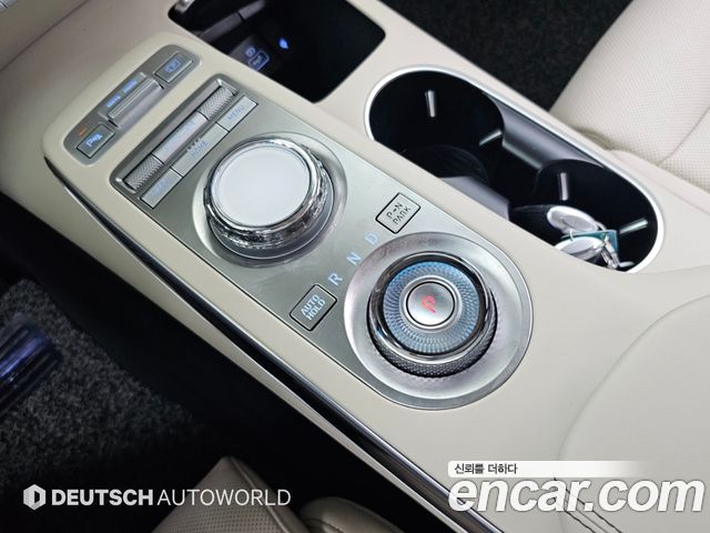 Genesis GV70 2022 — photo 12