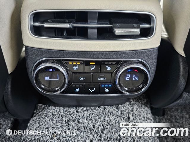 Genesis GV70 2022 — photo 14