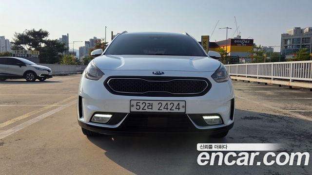 Kia Niro 2018 — photo 3