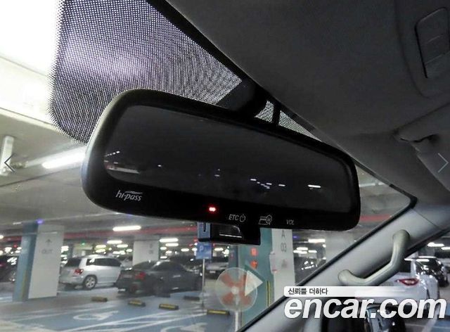 Hyundai Starex 2018 — photo 17