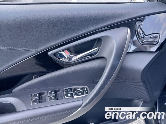 Hyundai Grandeur 2012 — photo 8