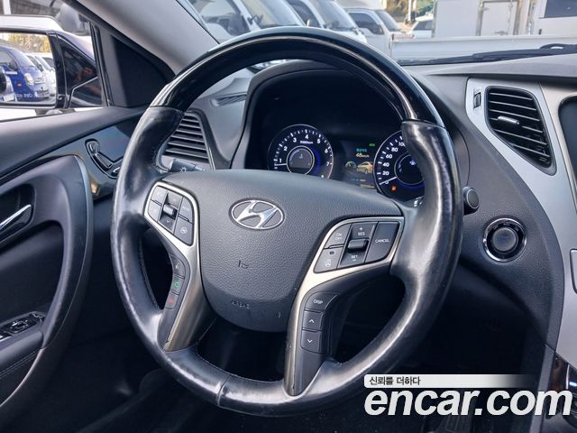 Hyundai Grandeur 2012 — photo 11