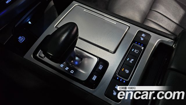 Genesis G80 2019 — photo 9