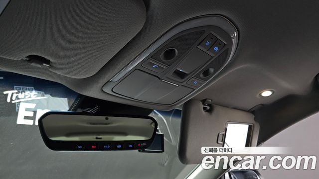 Genesis G80 2019 — photo 18