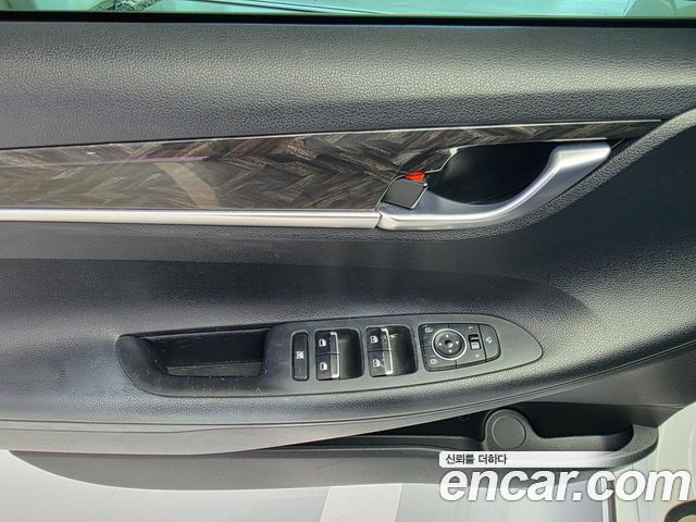 Hyundai Grandeur 2019 — photo 13