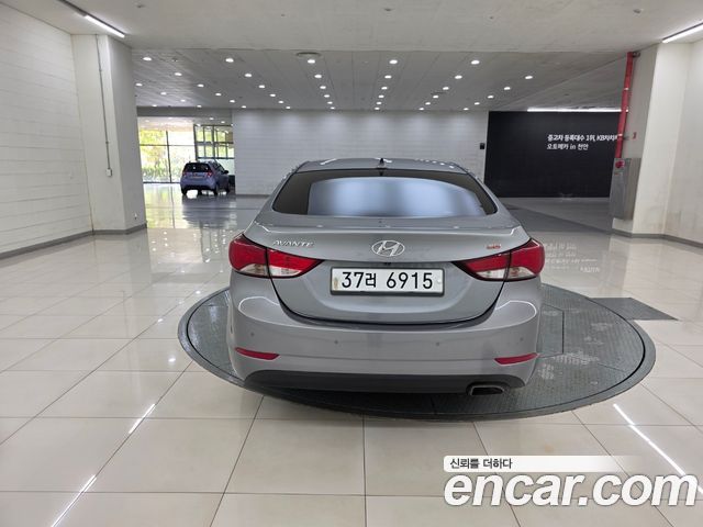 Hyundai AVANTE 2015 — photo 4