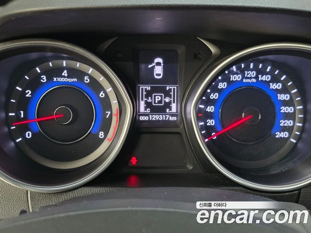 Hyundai AVANTE 2015 — photo 8