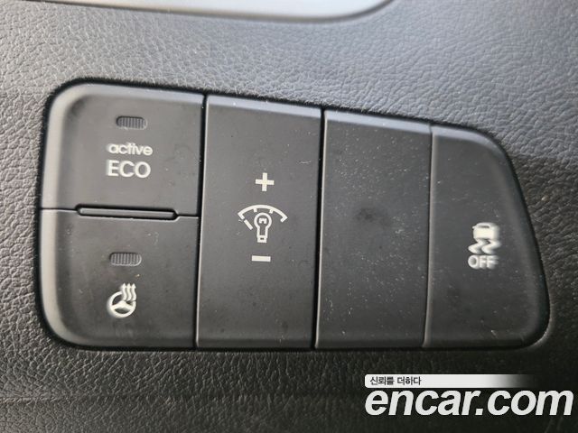 Hyundai AVANTE 2015 — photo 15