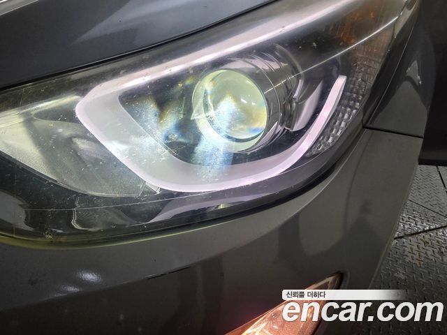 Hyundai AVANTE 2015 — photo 18