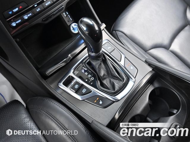 Hyundai Grandeur 2015 — photo 9