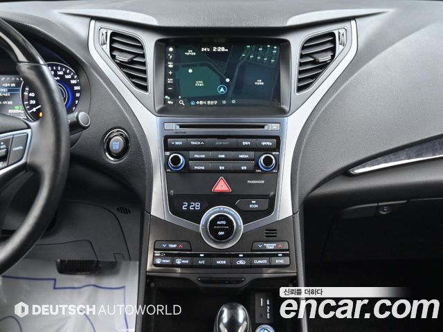Hyundai Grandeur 2015 — photo 14