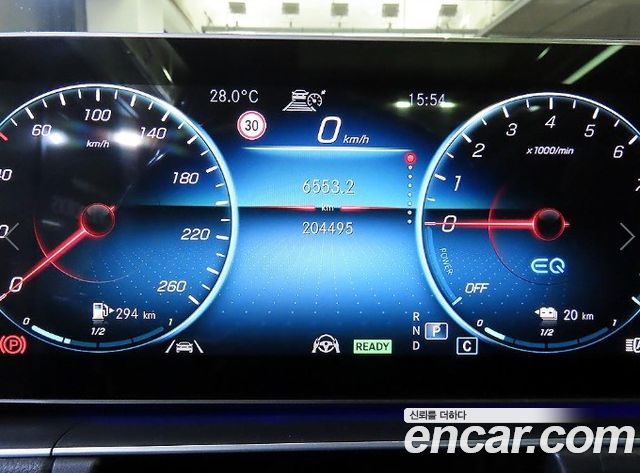 Mercedes-Benz GLE-Class 2021 — photo 9