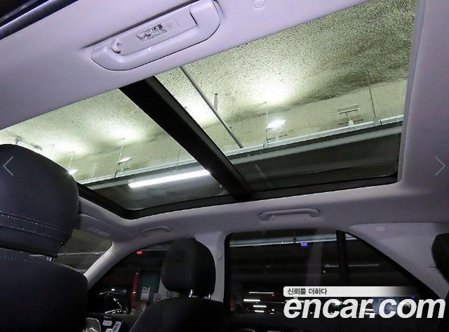 Mercedes-Benz GLE-Class 2021 — photo 14