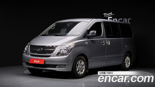 Hyundai Starex 2015 — photo 1