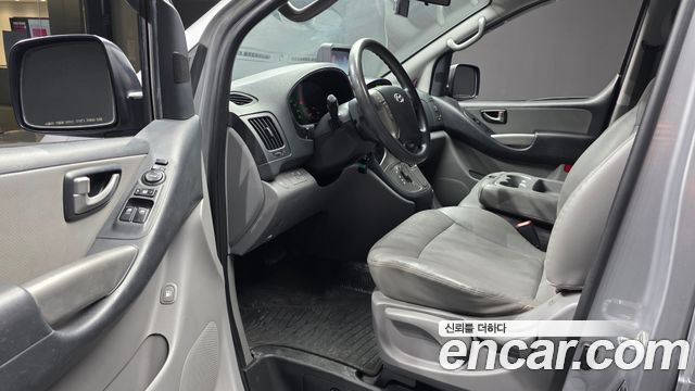 Hyundai Starex 2015 — photo 10