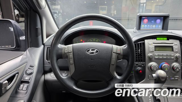 Hyundai Starex 2015 — photo 14