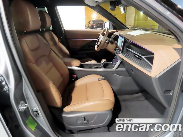 KG Mobility Torres 2023 — photo 11