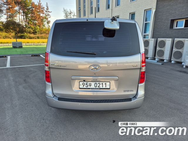 Hyundai Starex 2018 — photo 2