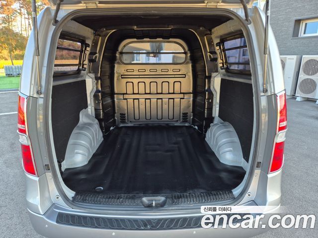 Hyundai Starex 2018 — photo 7