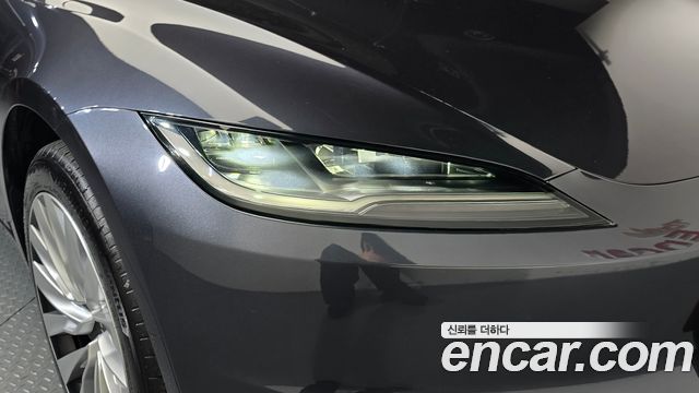 Tesla Model 3 2024 — photo 8