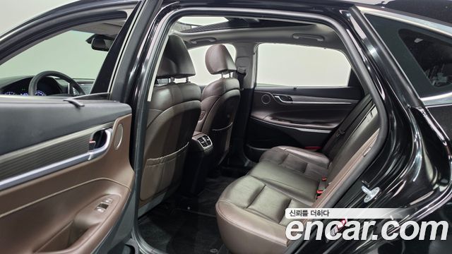 Hyundai Grandeur 2018 — photo 11