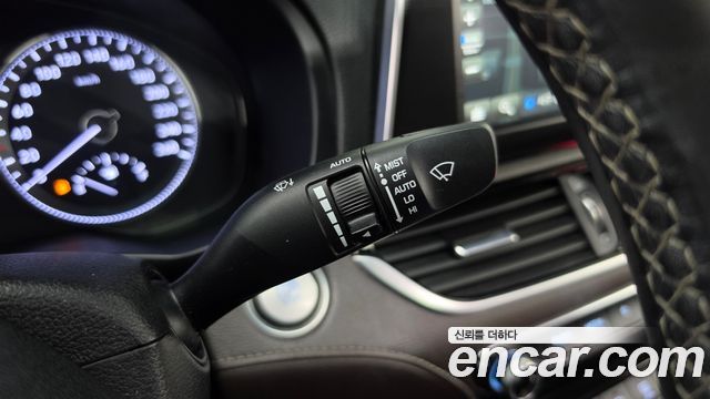 Hyundai Grandeur 2018 — photo 17