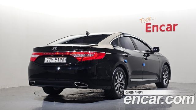Hyundai Grandeur 2011 — photo 2