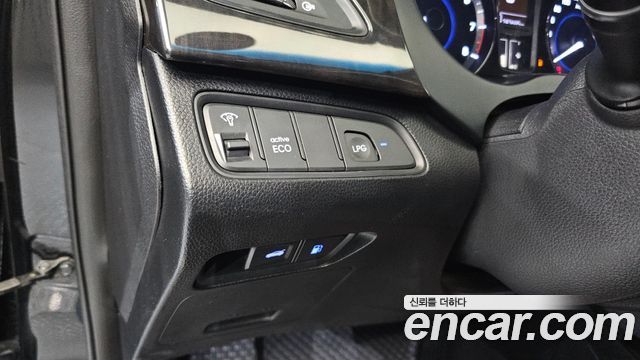 Hyundai Grandeur 2011 — photo 14