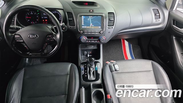 Kia K3 2016 — photo 7