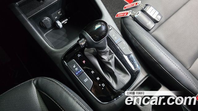 Kia K3 2016 — photo 9