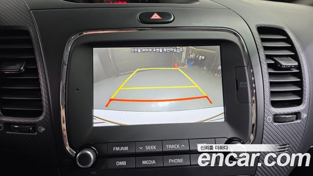 Kia K3 2016 — photo 16