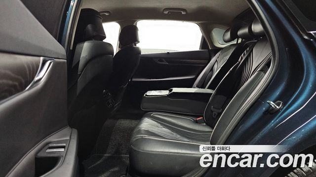 Genesis G80 2021 — photo 17