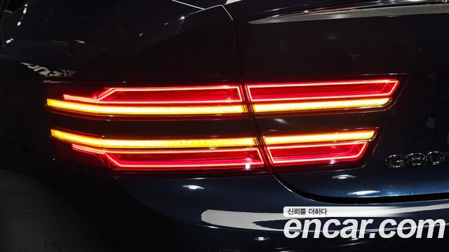 Genesis G80 2021 — photo 9