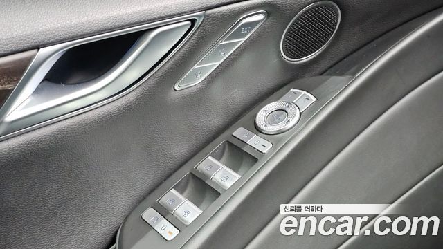 Genesis G80 2021 — photo 28
