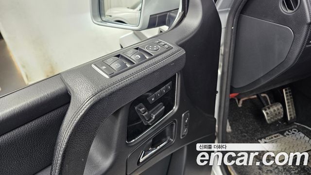 Mercedes-Benz G-Class 2015 — photo 33