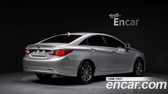 Hyundai Sonata 2014 — photo 2