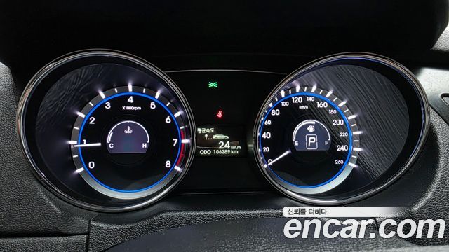 Hyundai Sonata 2014 — photo 8