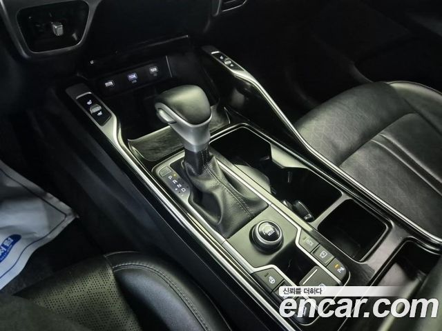 Kia Sorento 2023 — photo 8