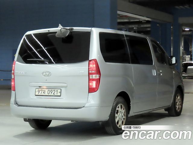 Hyundai Starex 2015 — photo 2