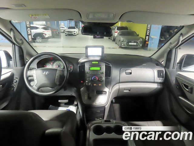 Hyundai Starex 2015 — photo 7