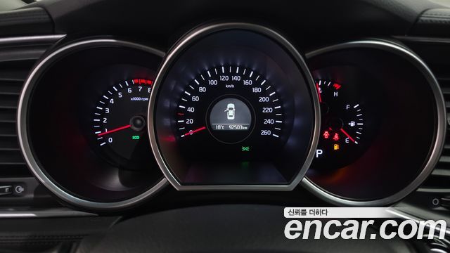Kia K5 2015 — photo 8