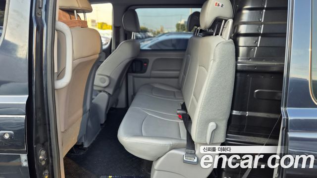 Hyundai Starex 2019 — photo 4