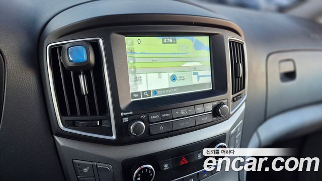 Hyundai Starex 2019 — photo 7