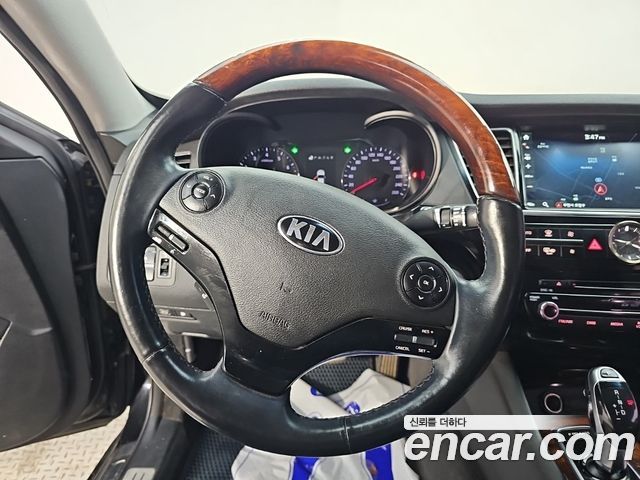 Kia K9 2017 — photo 9