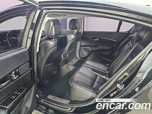 Kia K9 2017 — photo 12