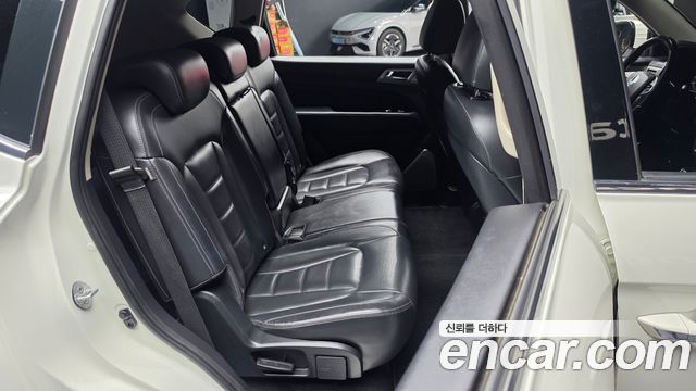 KG Mobility Rexton 2018 — photo 18