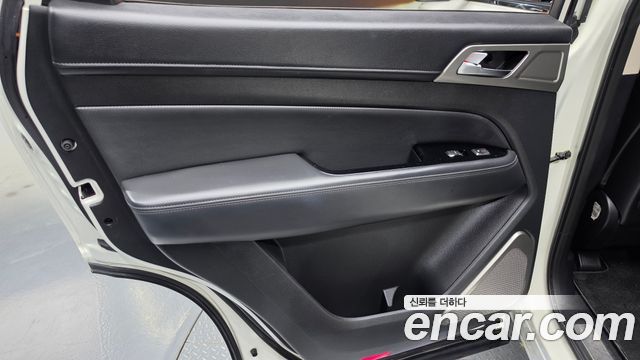 KG Mobility Rexton 2018 — photo 15