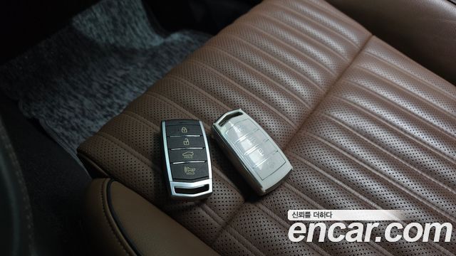 Genesis G70 2018 — photo 21